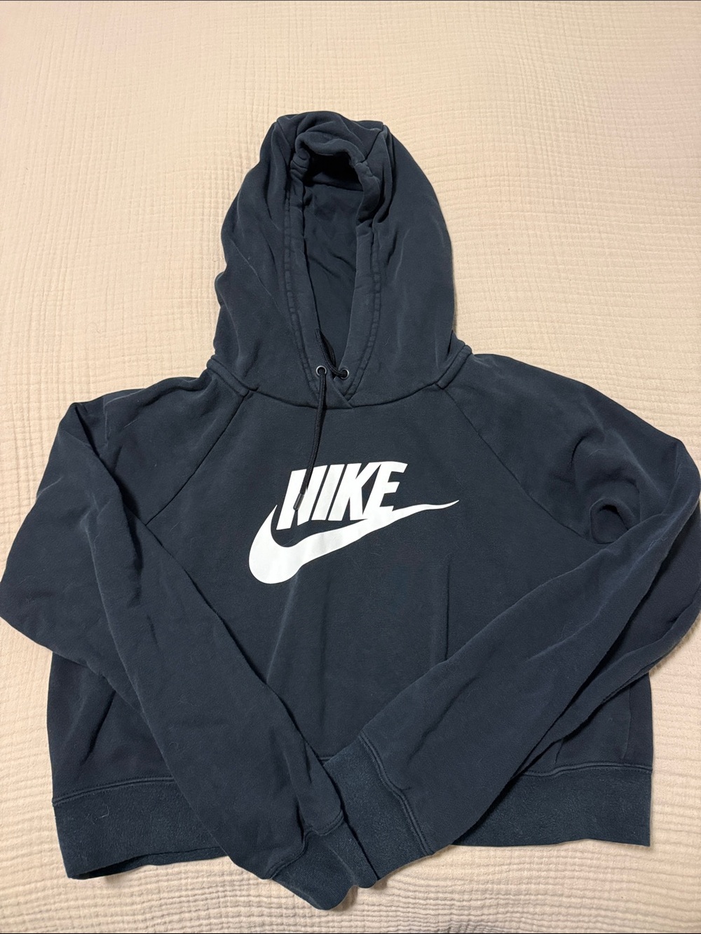 Women’s Nike Black Cropped Hoodie